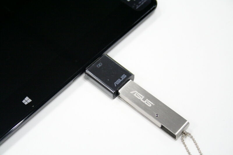 ASUSのWindows RT搭載タブレット! ASUS VivoTab RT TF600T開封レポ