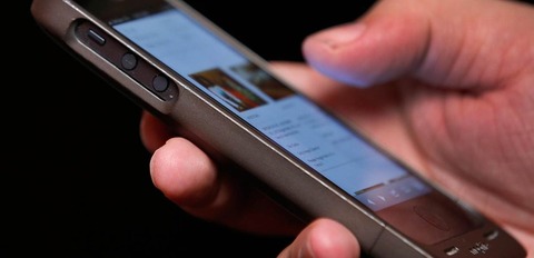 SNSは人生の無駄