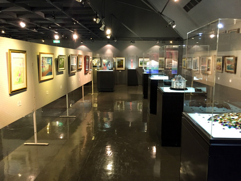 諏訪を描く 展示05