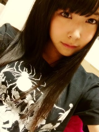 白間みるTシャツ