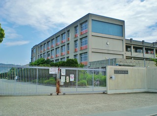 東神吉南小学校
