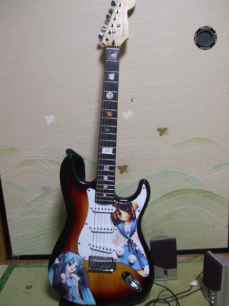 104349__468x_ita-guitar-012