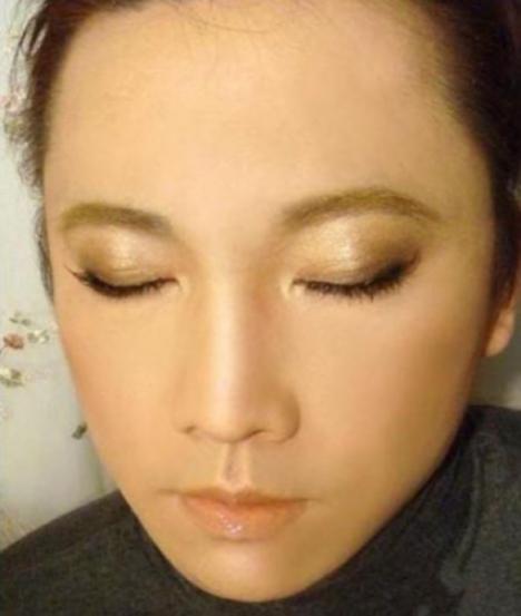 105292__468x_makeup-mastery-005