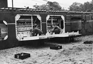 800px-Nellie-engine-compartment