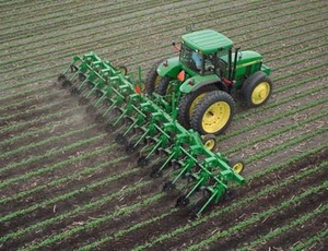 row_crop_cultivator