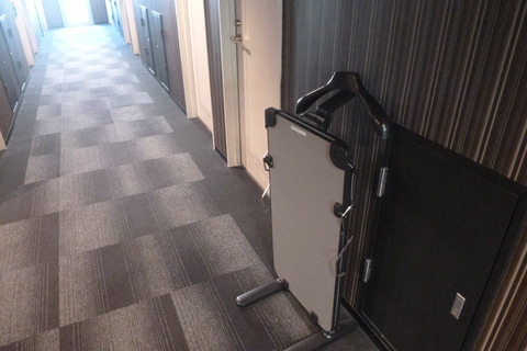 ホテルリブマックス那覇のズボンプレッサー