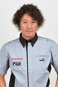 13t03