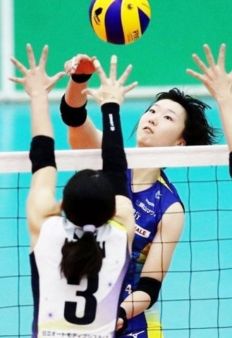 e14e0d94b2e27f3527a47318635ffd8f_1