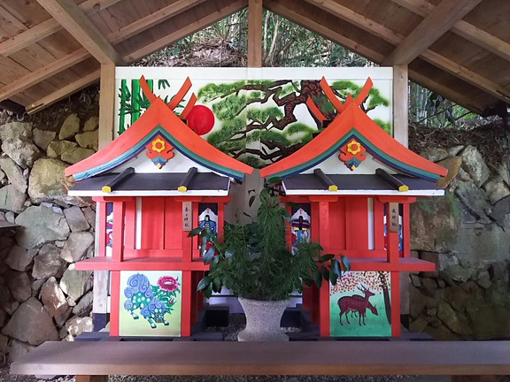 天神社と春日神社