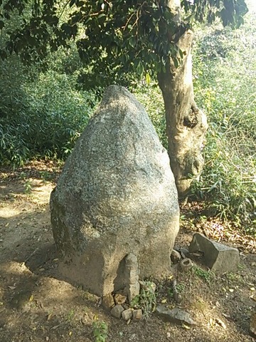 麓神社 磐座?