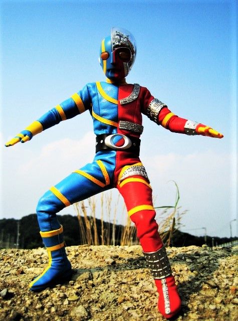 12キカイダー