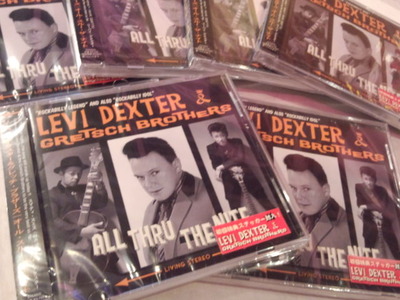 26LEVI CD