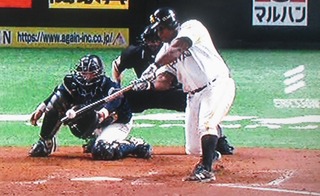 デスパイネが3ランで続き