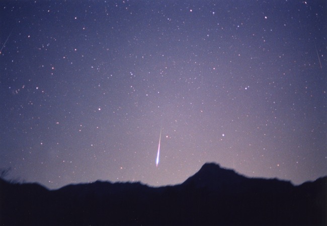 しし座流星群　見頃　深夜に関連した画像-01