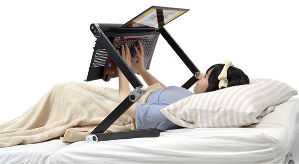 仰向けPCに関連した画像-01