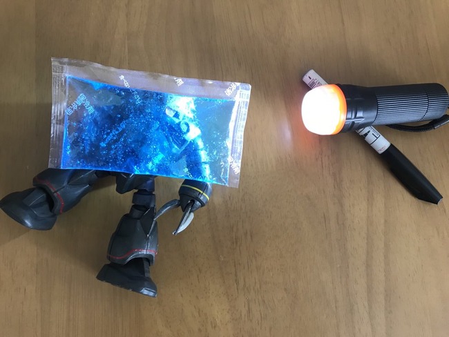 ガンプラ 撮り方 水中 保冷剤 に関連した画像-03