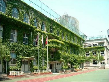 銀座 泰明小学校 アルマーニ 嫌がらせに関連した画像-01