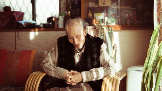 『ノストラダムスの大予言』の著者が謝罪！「信じちゃった子ども達に謝りたい」