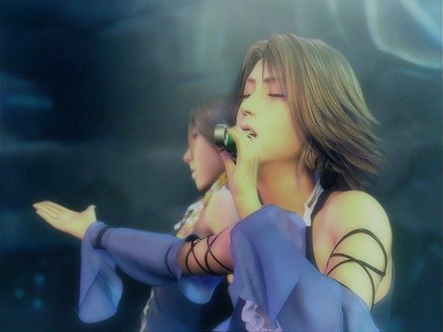Yuna_sings_with_Lenne