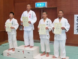 ���ʸ�006_R