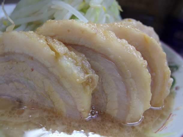 ラーメン二郎関内