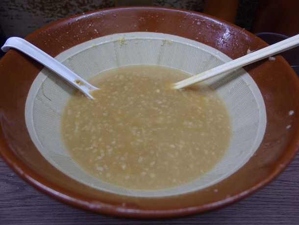ラーメン二郎関内