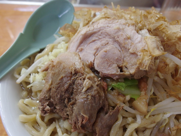 ラーメン荘歴史を刻め六甲道