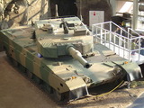 800px-JGSDF_MBT_Type_90_at_JGSDF_PI_center_2
