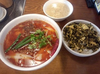 新橋 シーアン ランチ 麻辣麺 マーラー麺 刀削麺