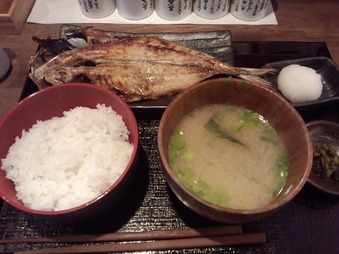 越後屋竜之介 ランチ 特大アジ開き定食