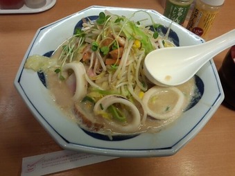 新橋 リンガーハット ランチ 野菜たっぷりイカちゃんぽん