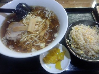 銀座 ラーメン三吉