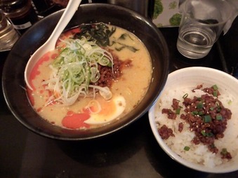 新橋 坦々麺匠心 ランチ