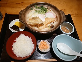 新橋 ニュー新橋ビル ひでや ランチ鍋焼きうどん 冬季