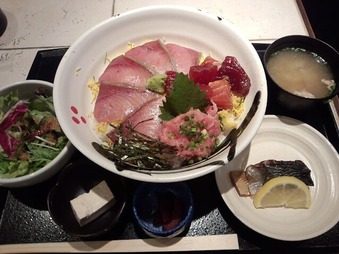 新橋 福炎や 日替り魚御膳 天然氷見の寒ブリ海鮮丼