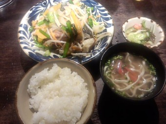 新橋 沖縄 源さん ランチ