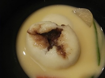 新橋 かおりひめ「正月メニュー 香川の雑煮」あんこ餅入り