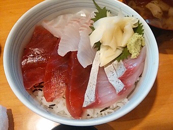 築地 魚河岸三代目 千秋 ランチ 本日のおすすめ丼