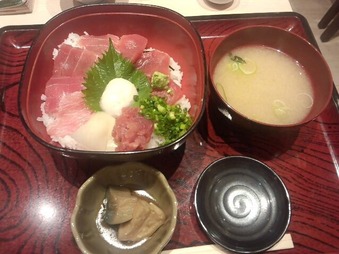 京矢新橋店 まぐろ丼 ランチパスポート