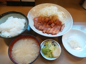 銀座 とん喜 ランチ 特製しょうが焼定食