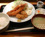 銀座 保志乃 ランチ 大エビフライ カキフライ