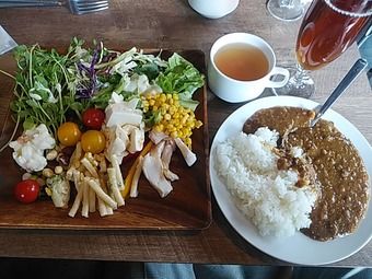新橋 デザインフードマーケット DESIGN FOOD MARKET ランチ