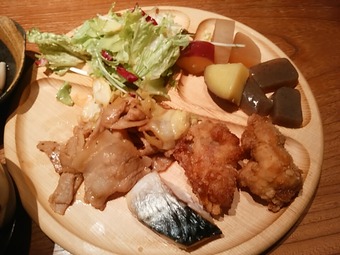 新橋 福炎や ランチバイキング 惣菜
