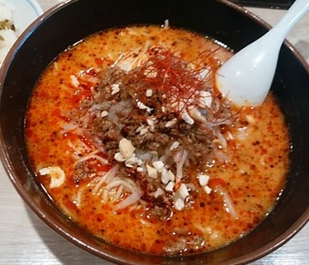 新橋 ラーメン 北斗 ランチ 胡麻味噌担々麺