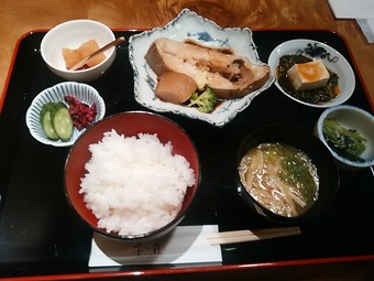 季の庭 ときのにわ 銀座店 ランチ 煮魚定食