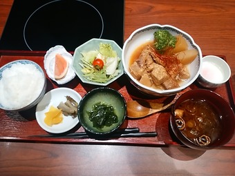 銀座 瓢喜 ひょうき ランチ 豚角煮御膳
