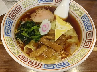 銀座 萬福 銀座満腹 まんぷく ワンタンメン