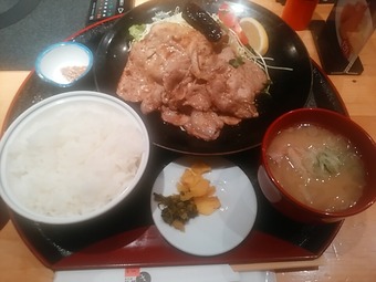 汐留 いちにいさん ランチ 黒豚生姜焼きセット