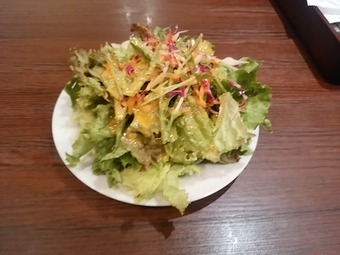 銀座博品館 origo オリゴ ランチ サラダ