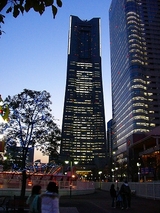 landmarktower2